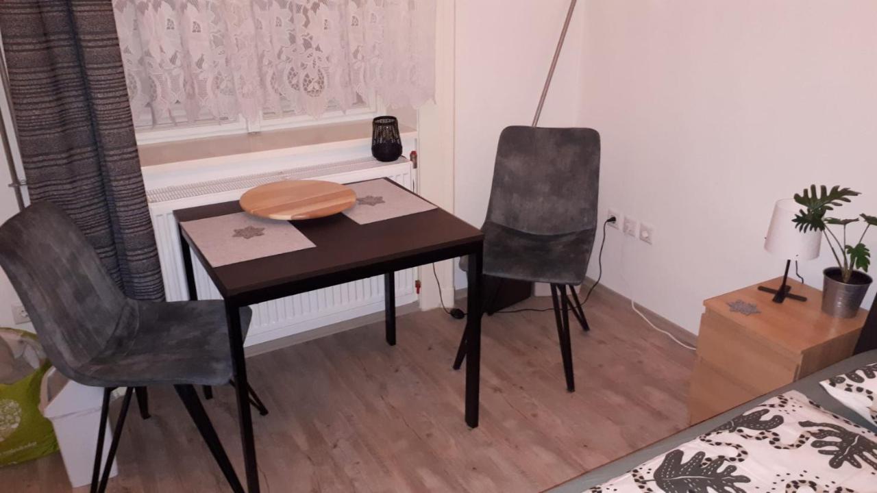 דירות בודפשט Garibaldik Apartman מראה חיצוני תמונה