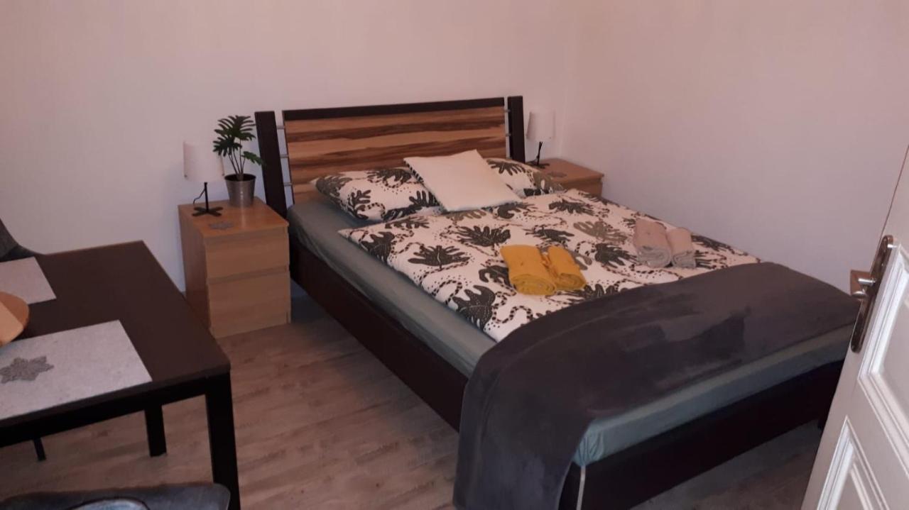 בודפשט Garibaldik Apartman מראה חיצוני תמונה